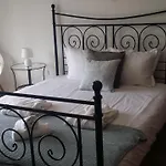Bb Silvercoast Casa Flores Bed & Breakfast 4*